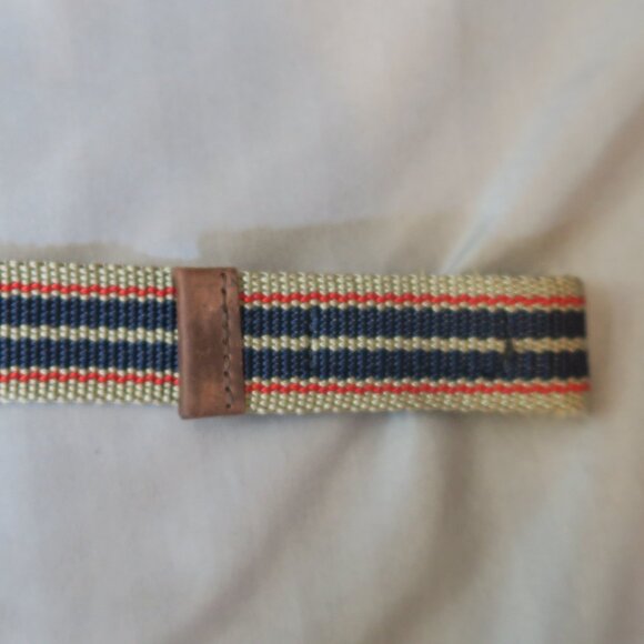 GapKids Boys Tan/Navy Blue/Red Striped Belt  Size XS 4 - Picture 3 of 8
